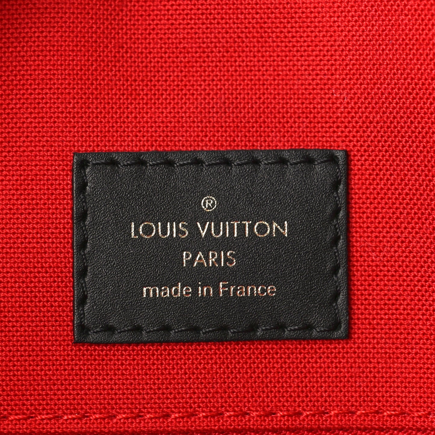 Reverse Monogram Giant Onthego MM