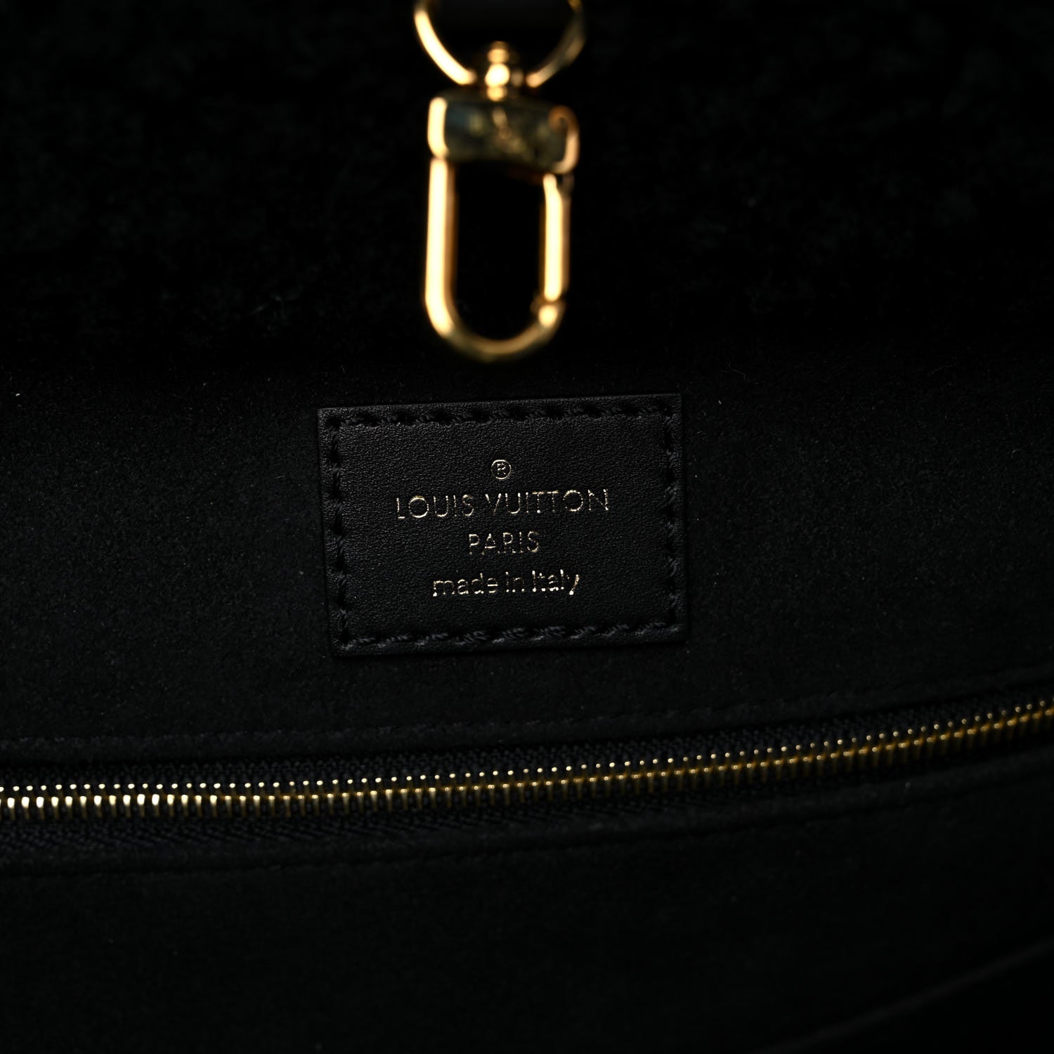 Louis Vuitton Shearling Monogram Giant Teddy Onthego GM Black Red 6 of 8
