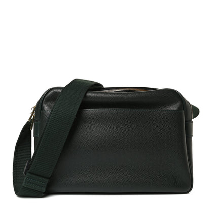 Louis Vuitton Taiga Reporter Messenger Epicea 1 of 15