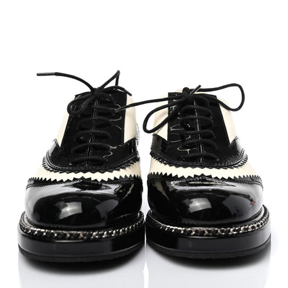Chanel Lambskin Patent Calfskin CC Brogue Lace Up Oxfords 38.5 Ivory Black 2 of 4