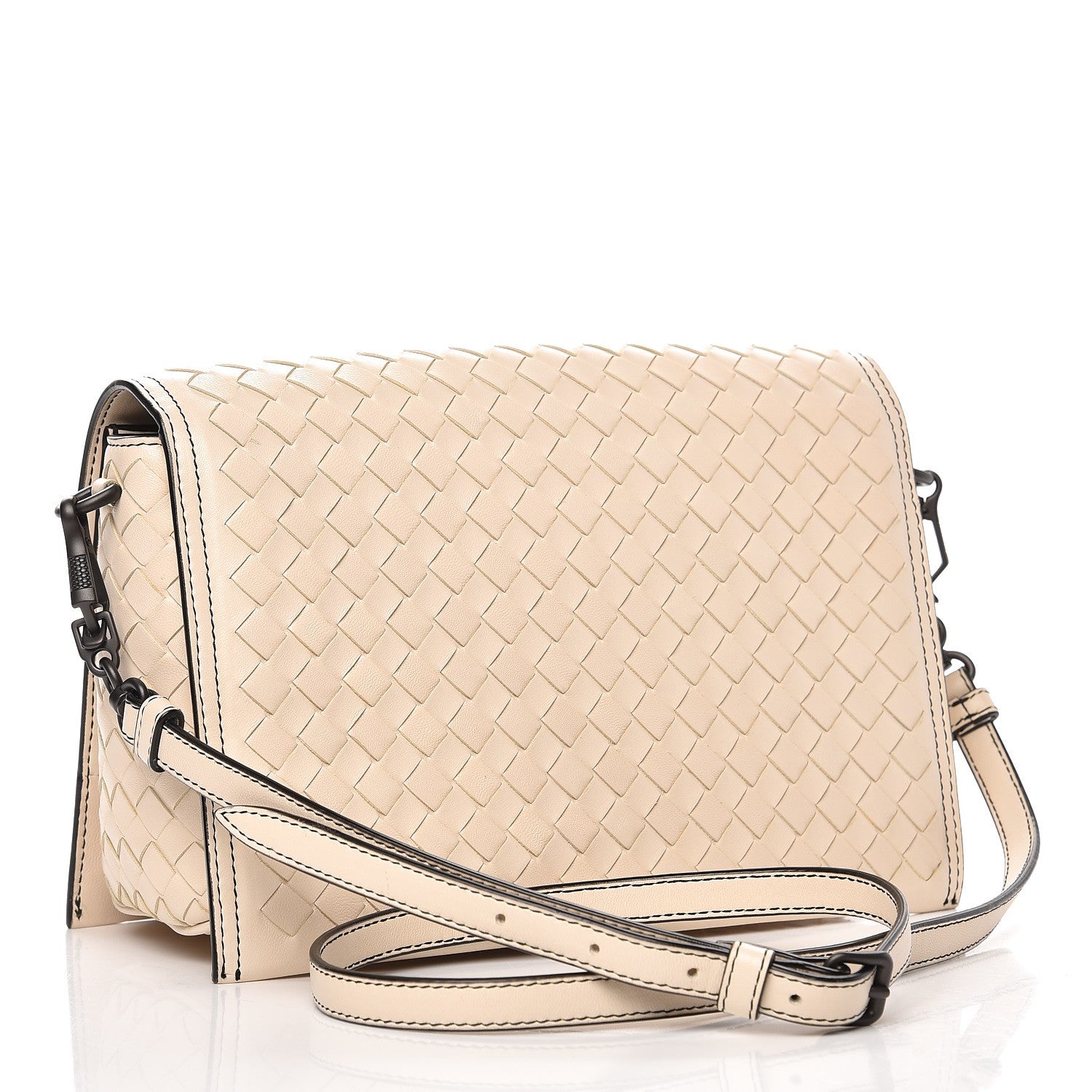 Bottega Veneta Nappa Intrecciato Small Messenger Cameo 3 of 10