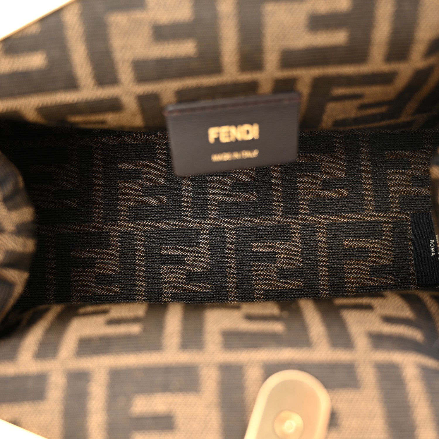 Fendi Baby Mongolian Nappa Small Fendi First White Fondente 5 of 11