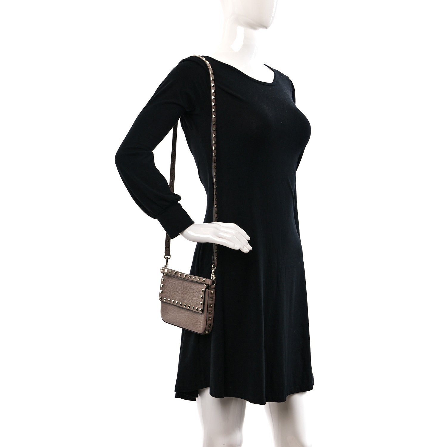 Valentino Garavani Grainy Calfskin Rockstud Crossbody Pouch Poudre 2 of 8