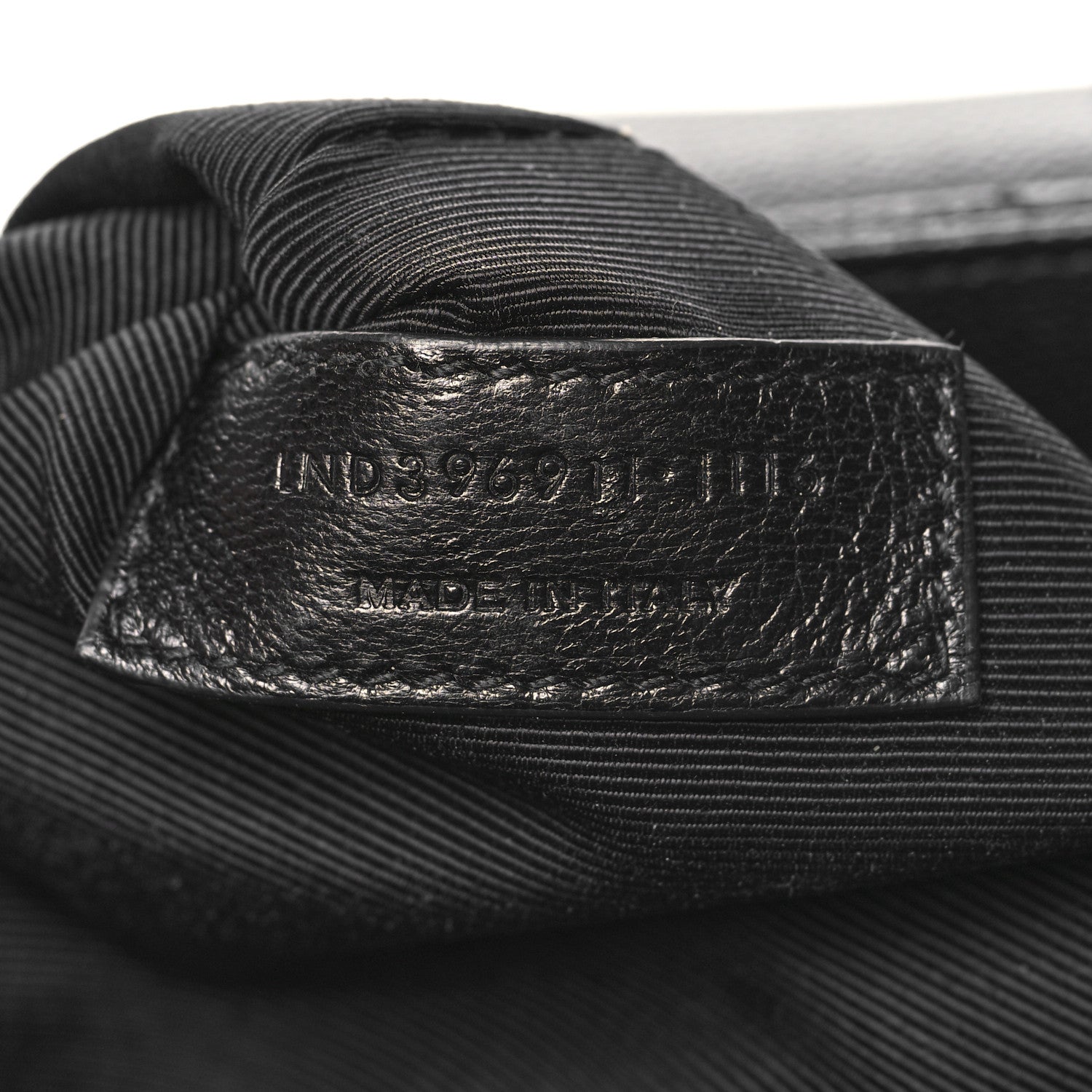 Saint Laurent Grain De Poudre Matelasse Chevron Monogram Shopping Bag Black 8 of 15