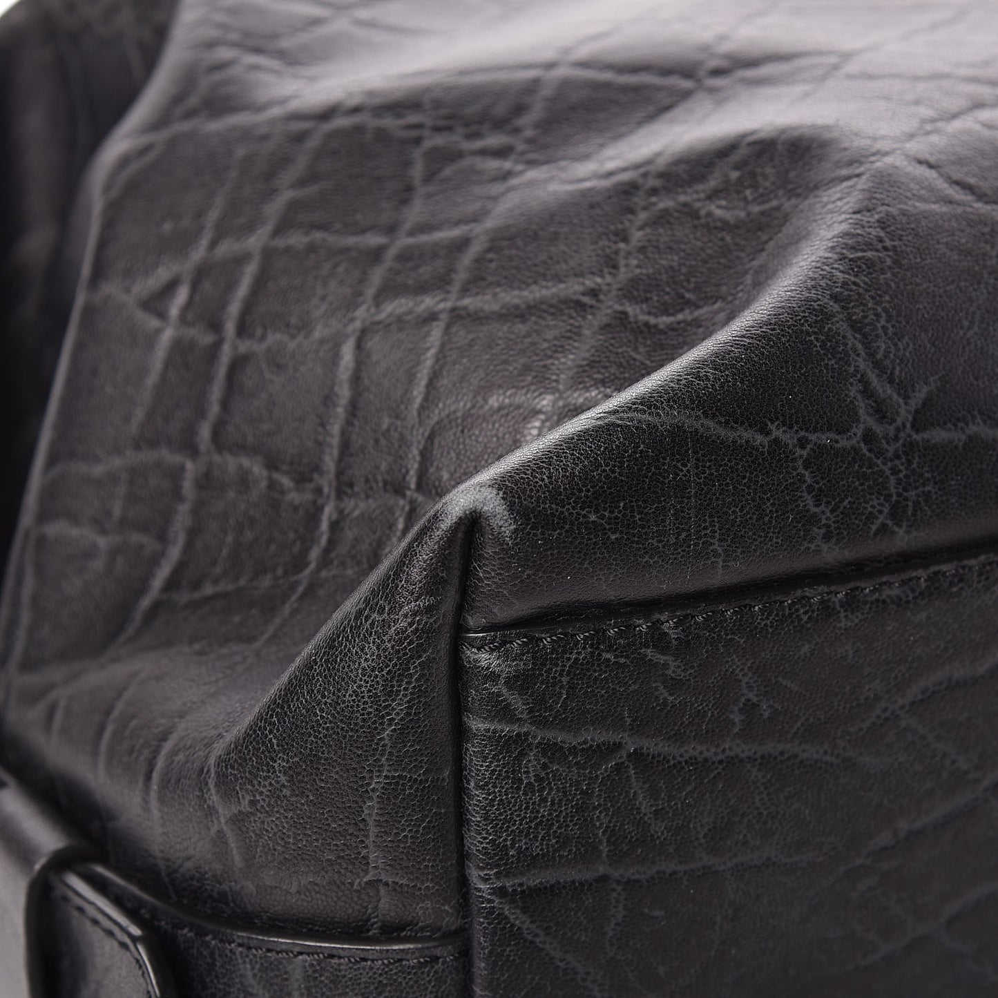 Calfskin Elephant Embossed Medium Nightingale Black