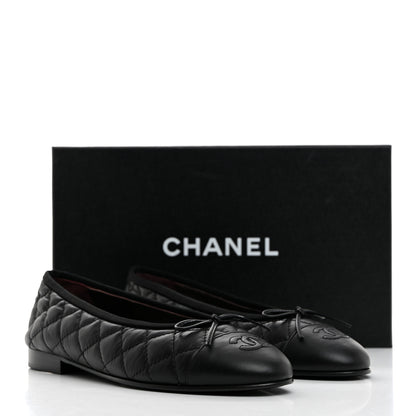 Chanel Aged Calfskin Quilted CC Cap Toe Ballerina Flats 37.5 Black 9 of 9