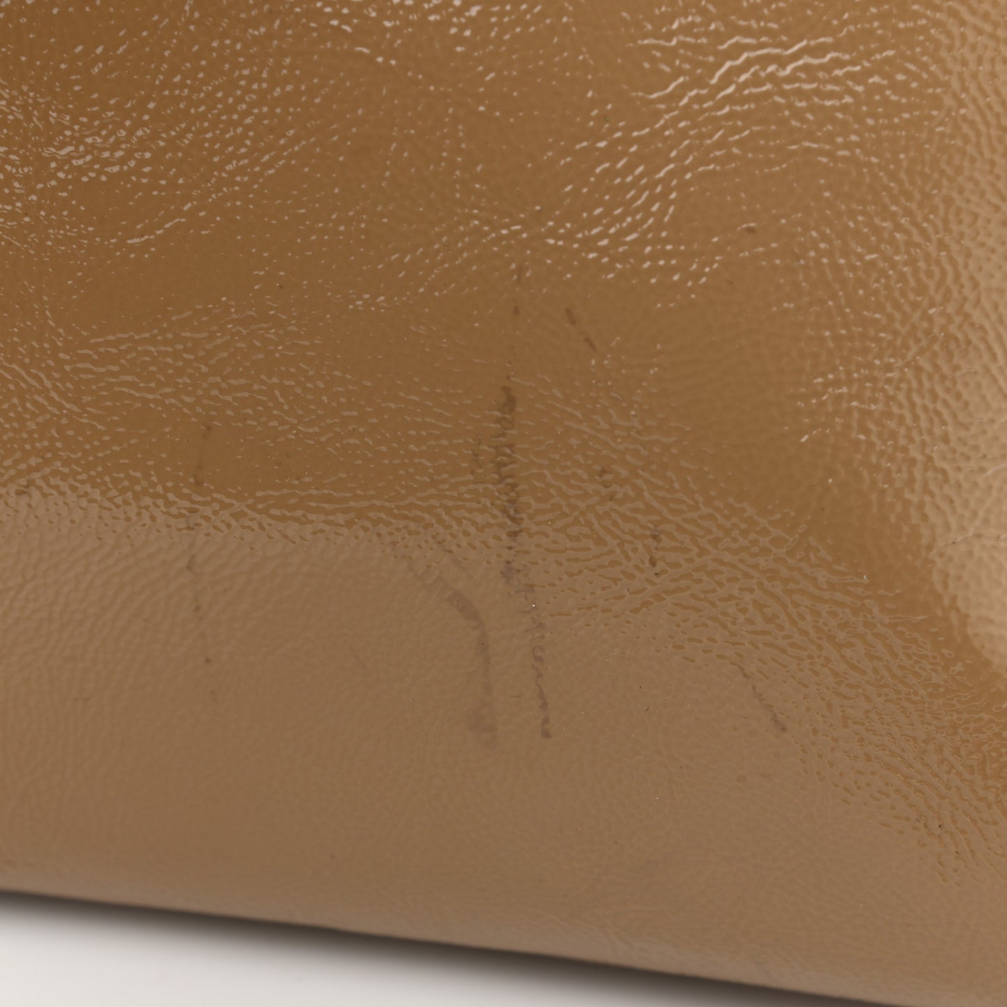 Patent Medium Majorelle Beige
