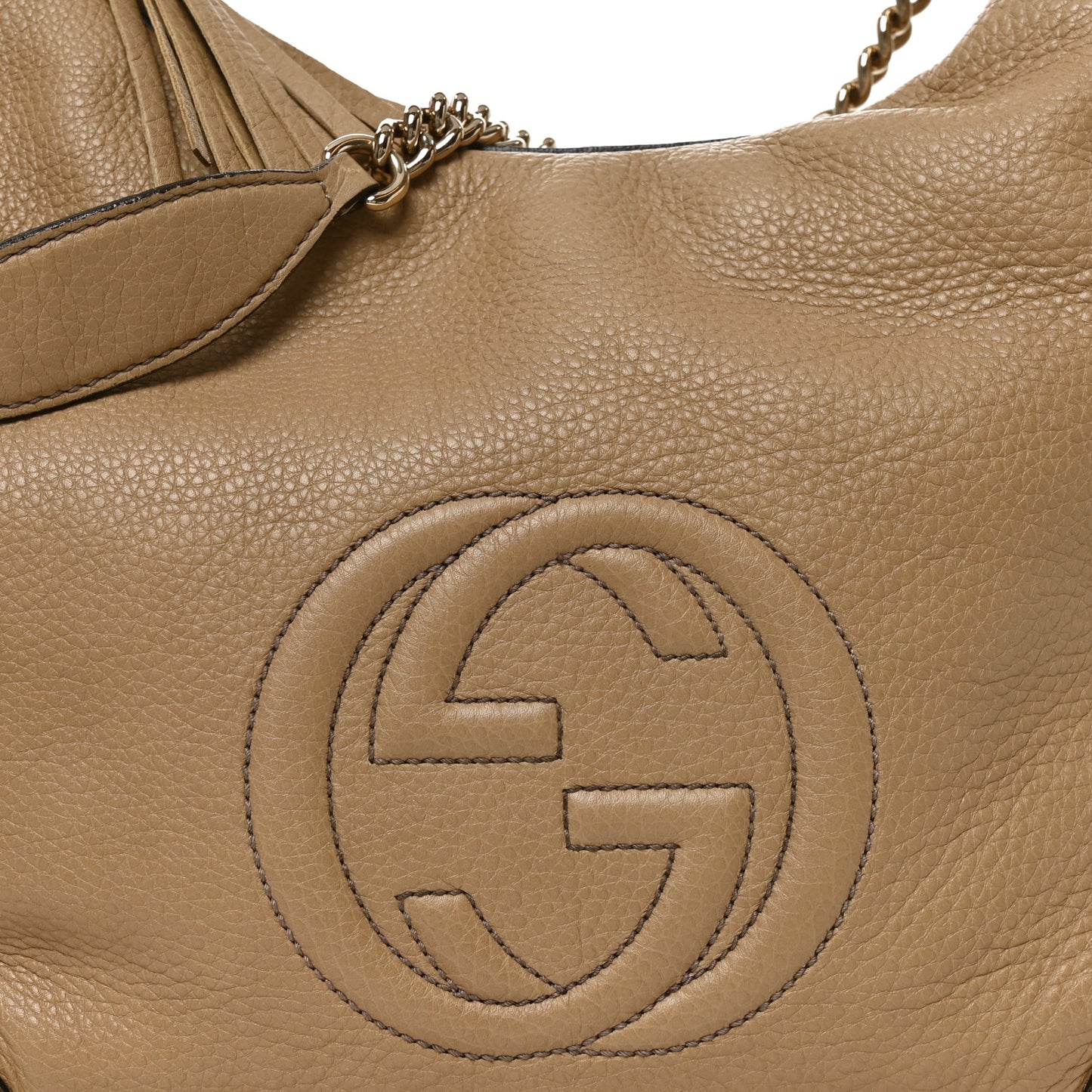 Pebbled Calfskin Medium Soho Chain Hobo Camelia