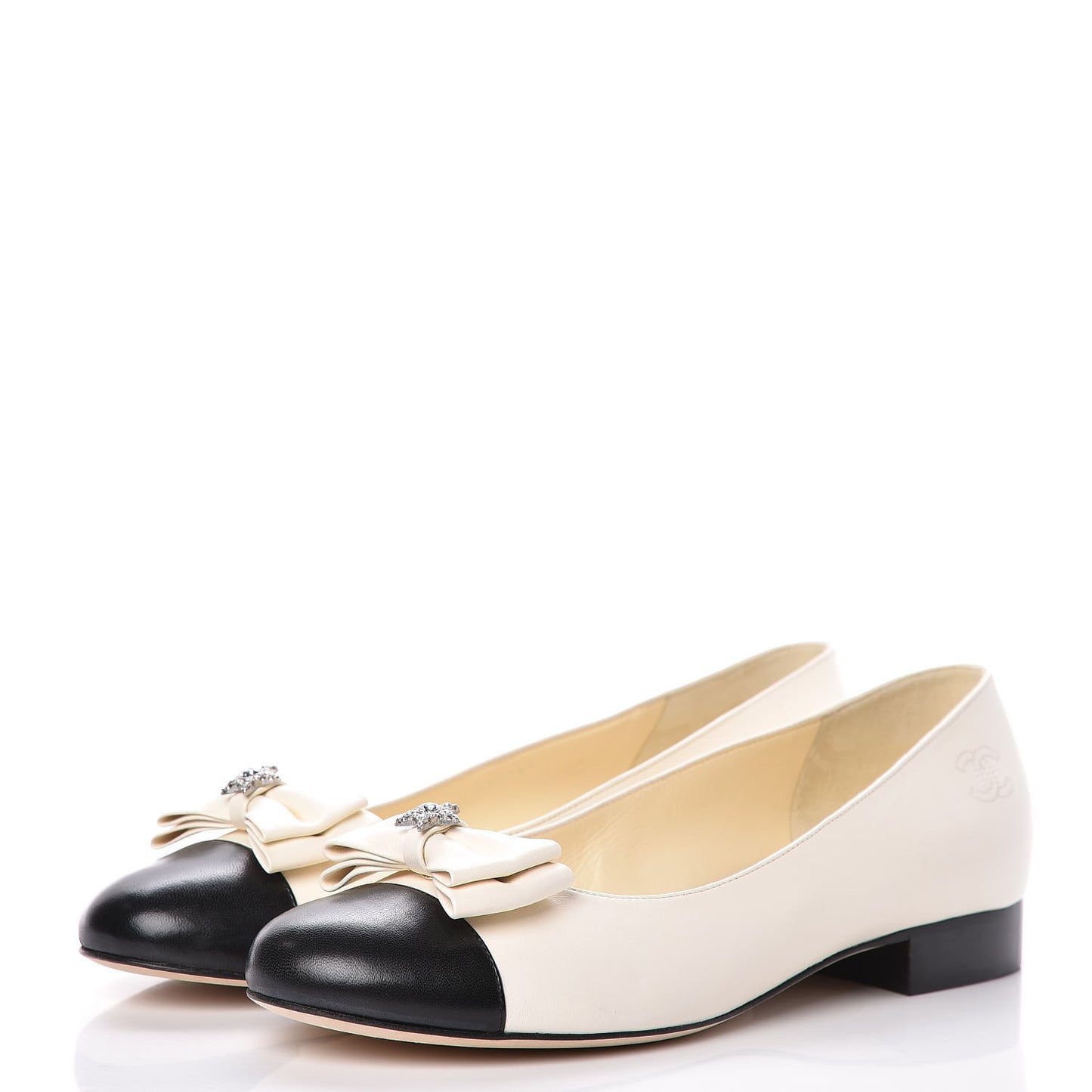 Lambskin Cap Toe Crystal Star Flats 38.5 White Black