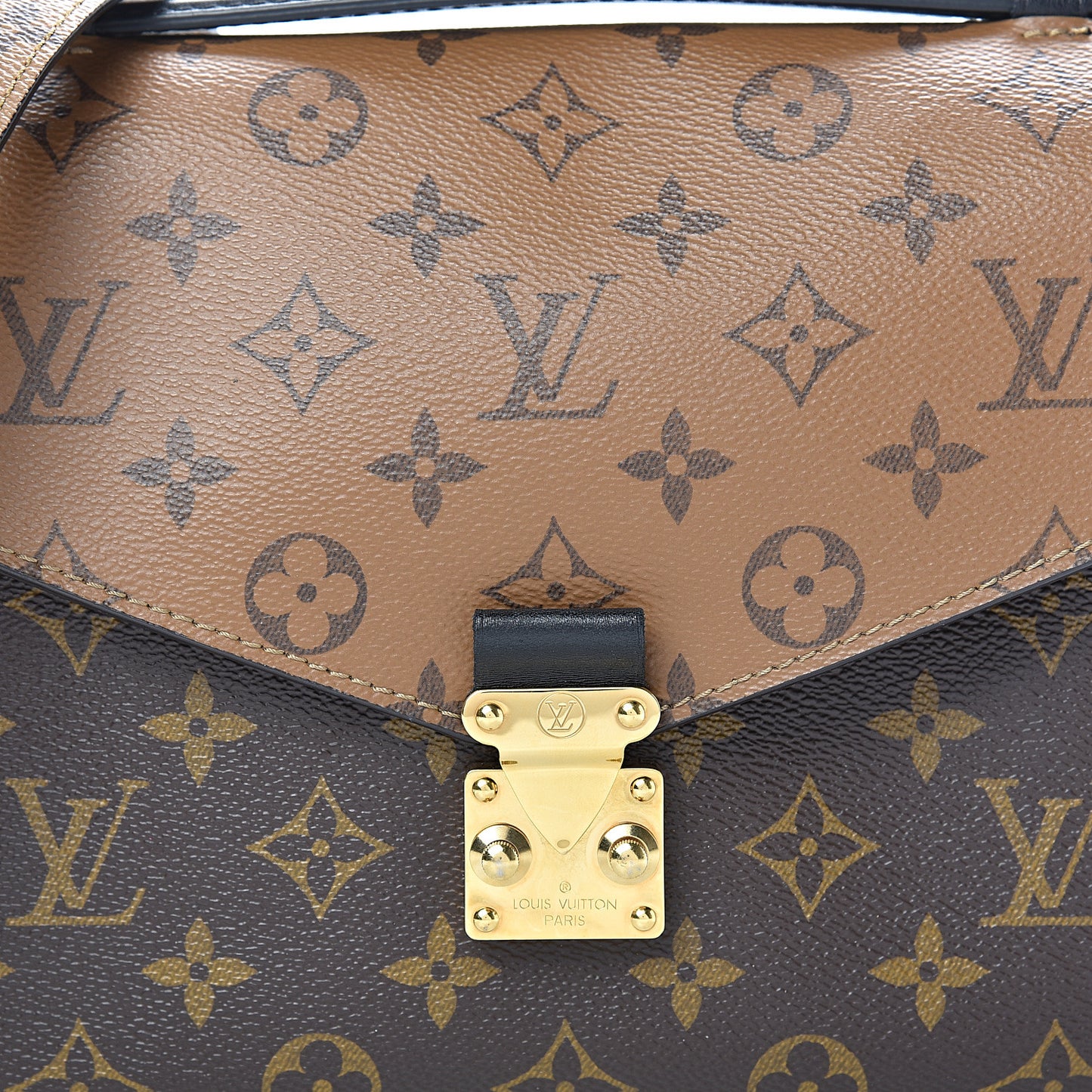 Reverse Monogram Pochette Metis
