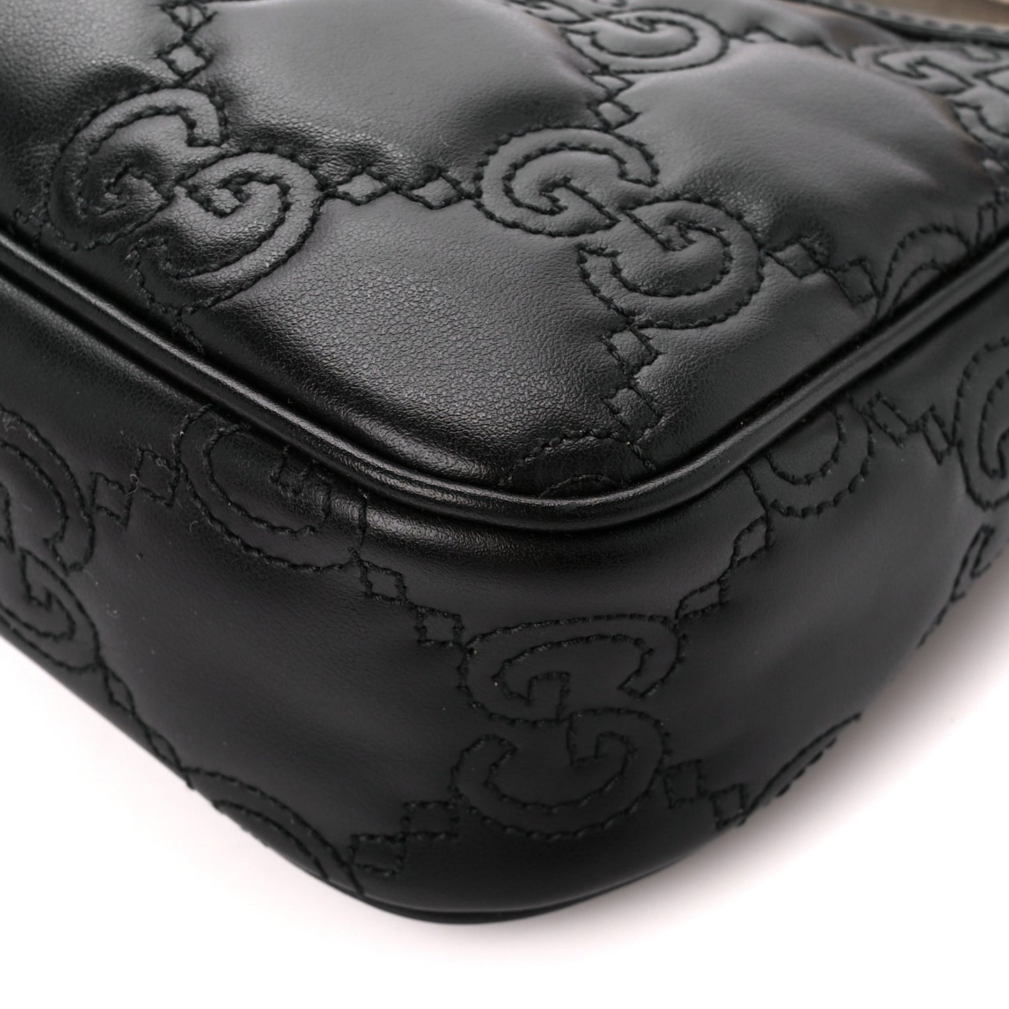 Calfskin GG Matelasse Chain Handbag Black Natural