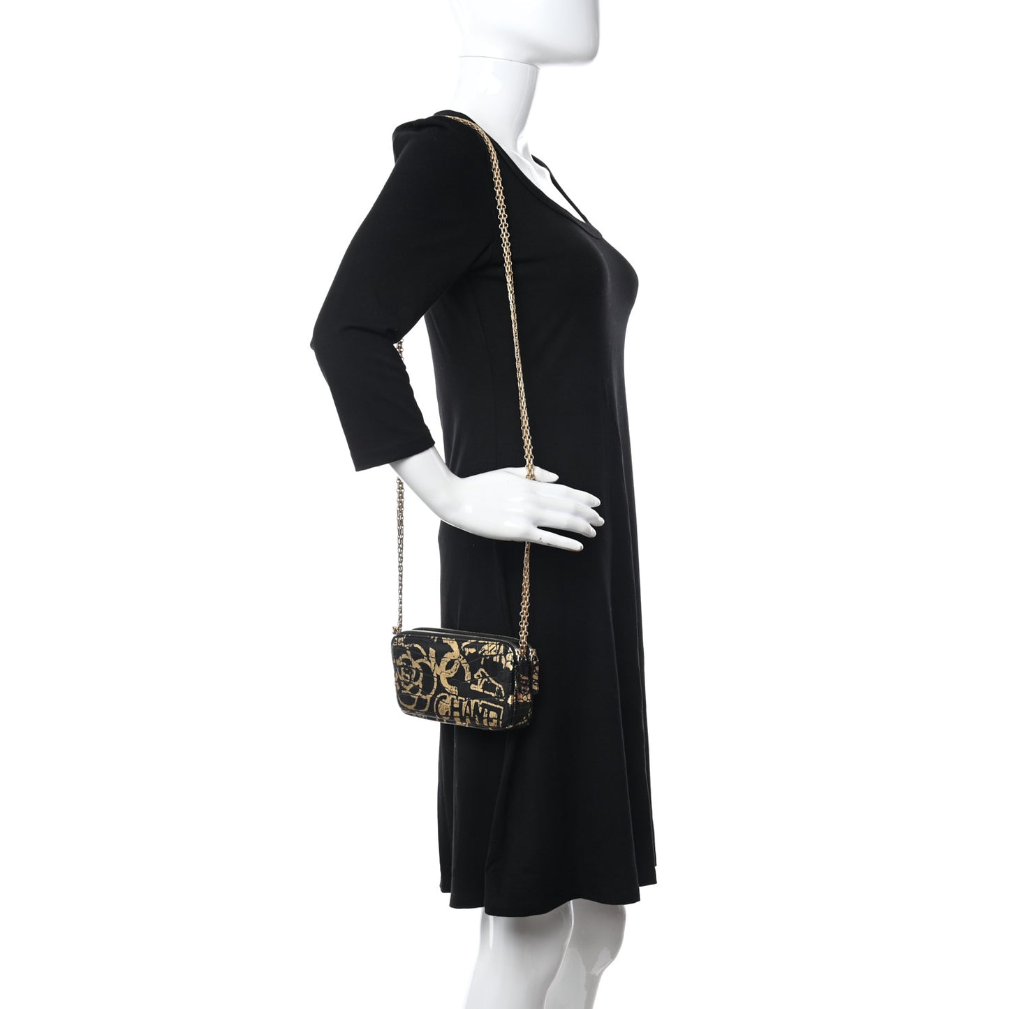 Calfskin Crocodile Embossed Graffiti 2.55 Cocodile Reissue Clutch With Chain Black Gold