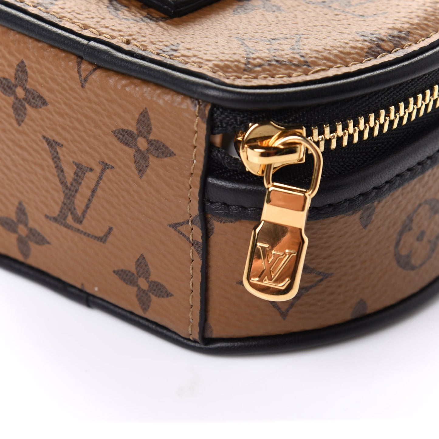 Reverse Monogram Mini Boite Chapeau