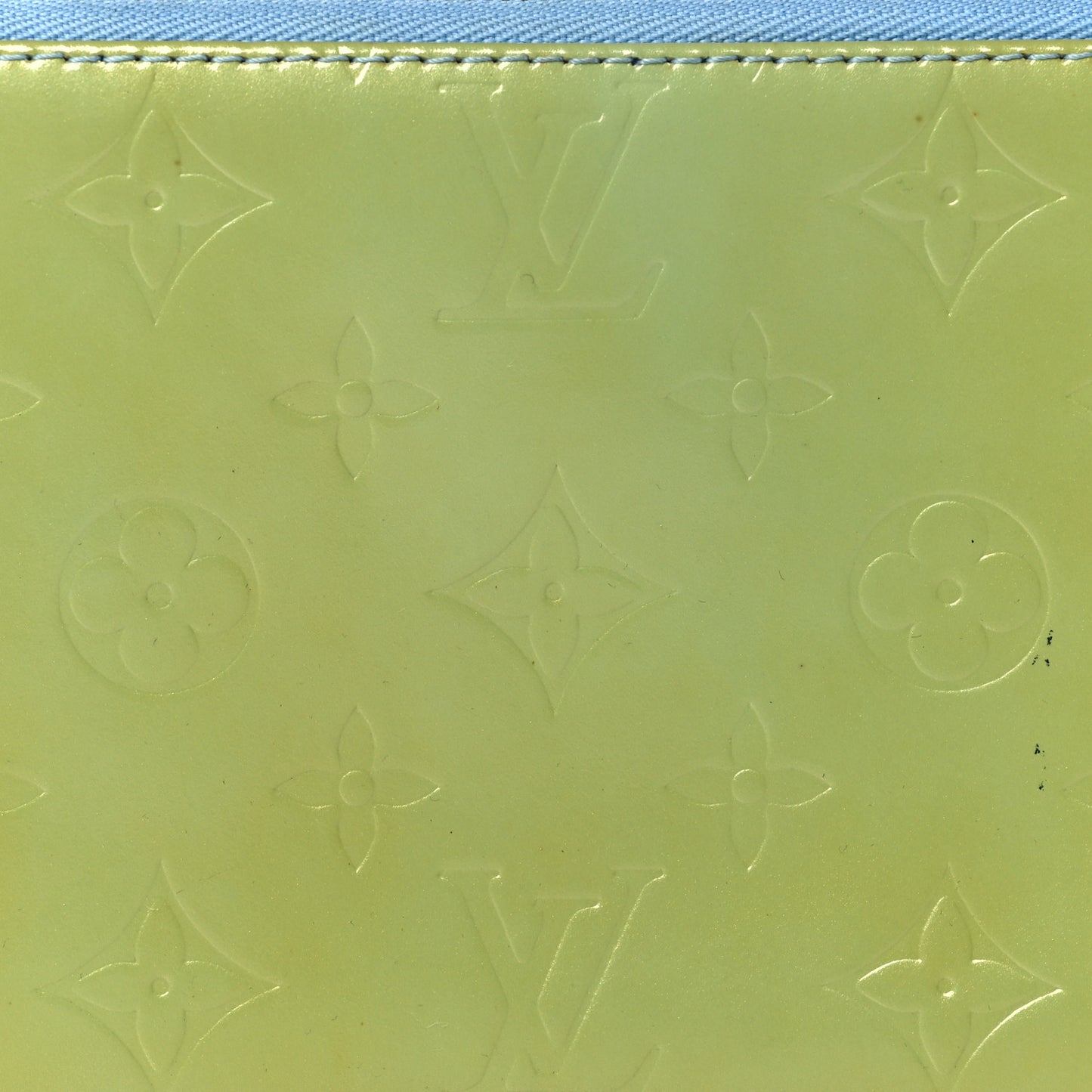 Vernis Lexington Pochette Baby Blue