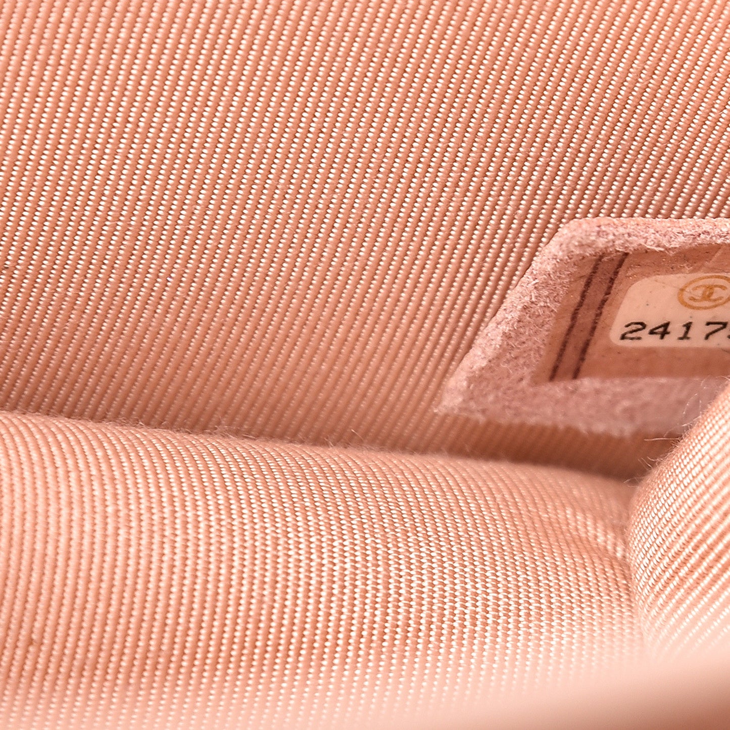 Caviar Quilted CC Box Flap Light Pink