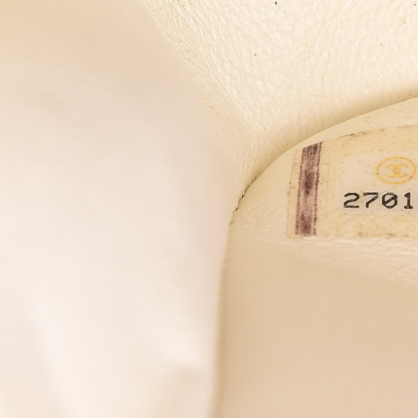 Caviar Quilted Medium Double Flap White