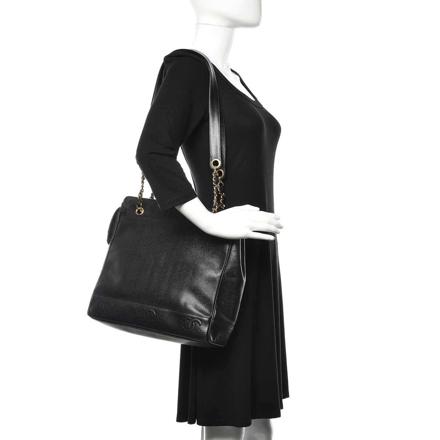 Caviar Shoulder Bag Black