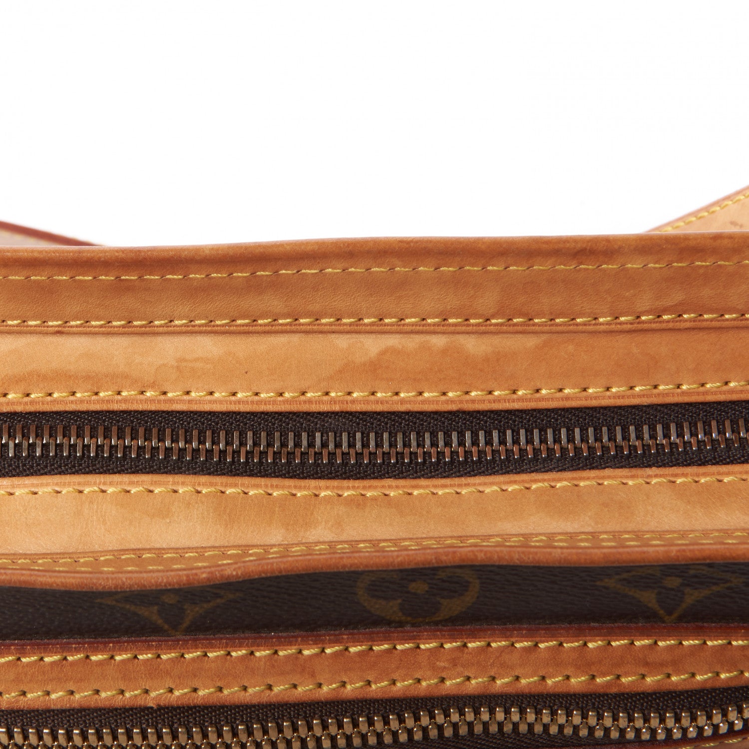 Louis Vuitton Monogram Hudson GM 9 of 10