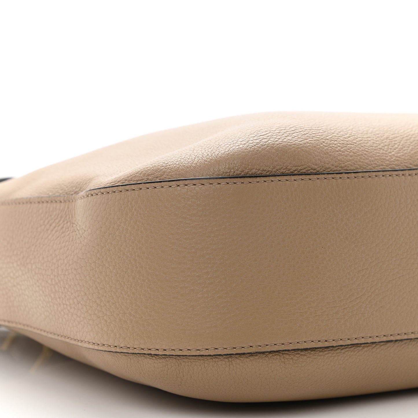 Vitello Phenix Zippered Messenger Hobo Cammeo