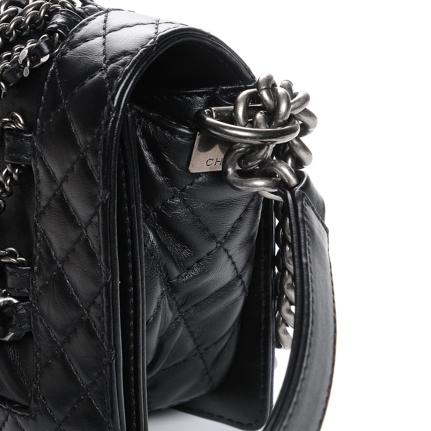 Calfskin Enchained Medium Boy Flap Black