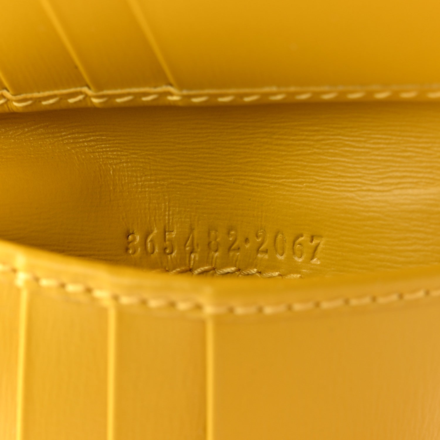 Gucci Crocodile Bi-Fold Wallet Yellow 7 of 9