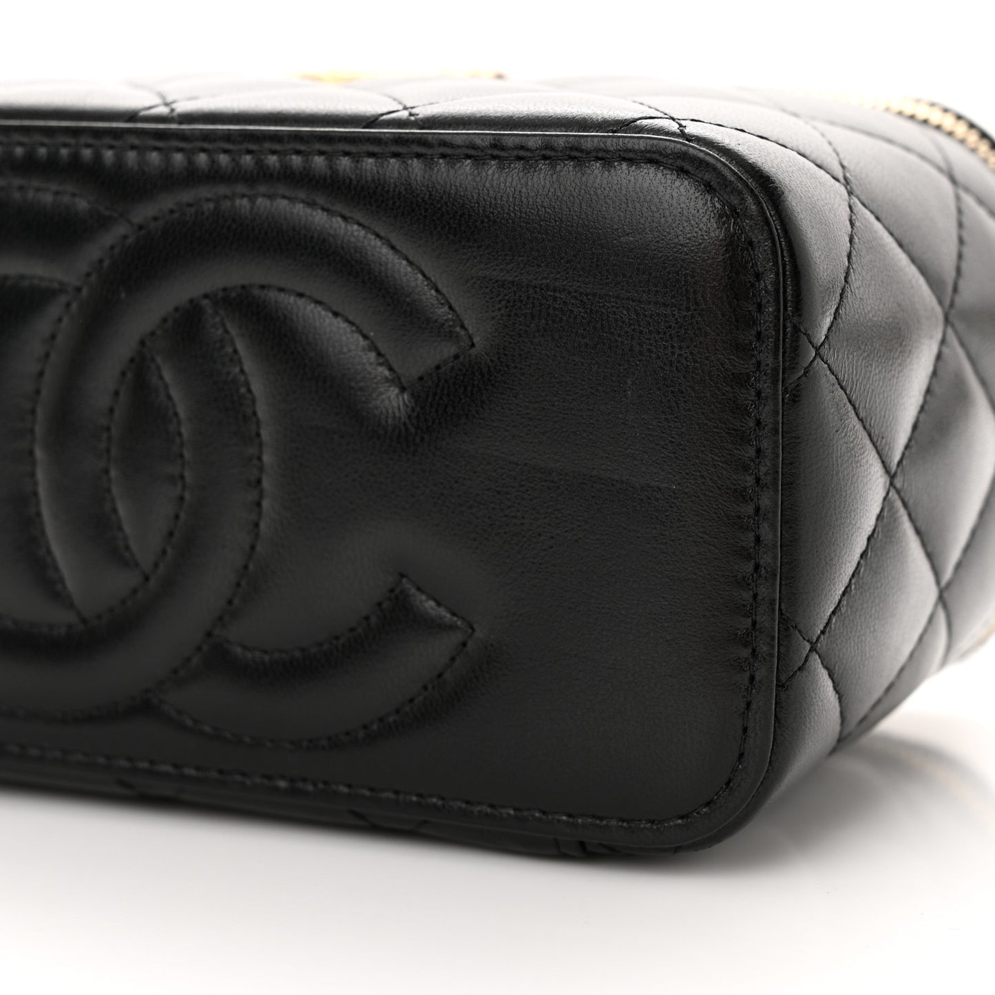 Lambskin Quilted Small CC Dynasty Vanity Case With Chain Black