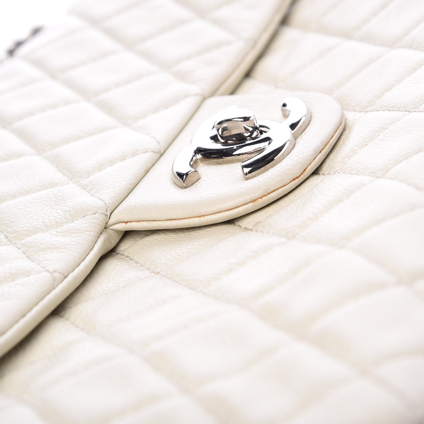 Caviar Quilted Maxi Single Flap White