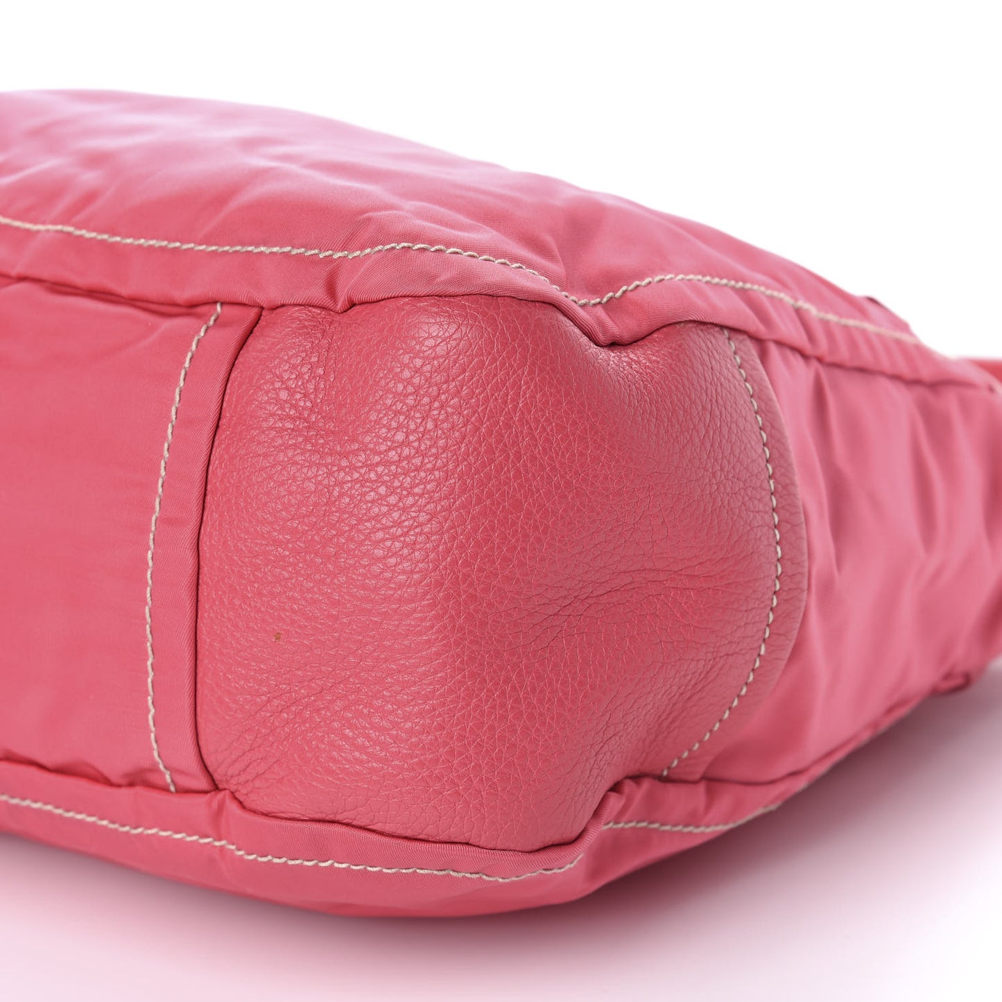 Nylon Vitello Daino Hobo Fuxia