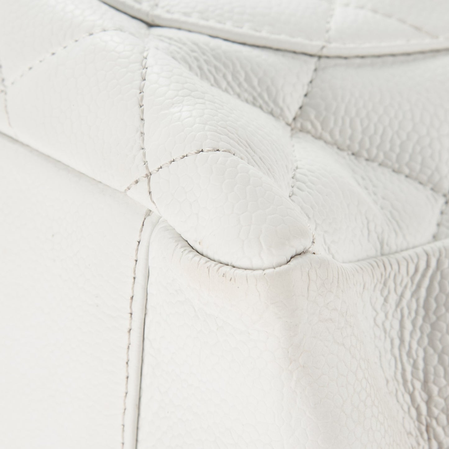 Caviar Quilted Grand Shopping Tote GST White