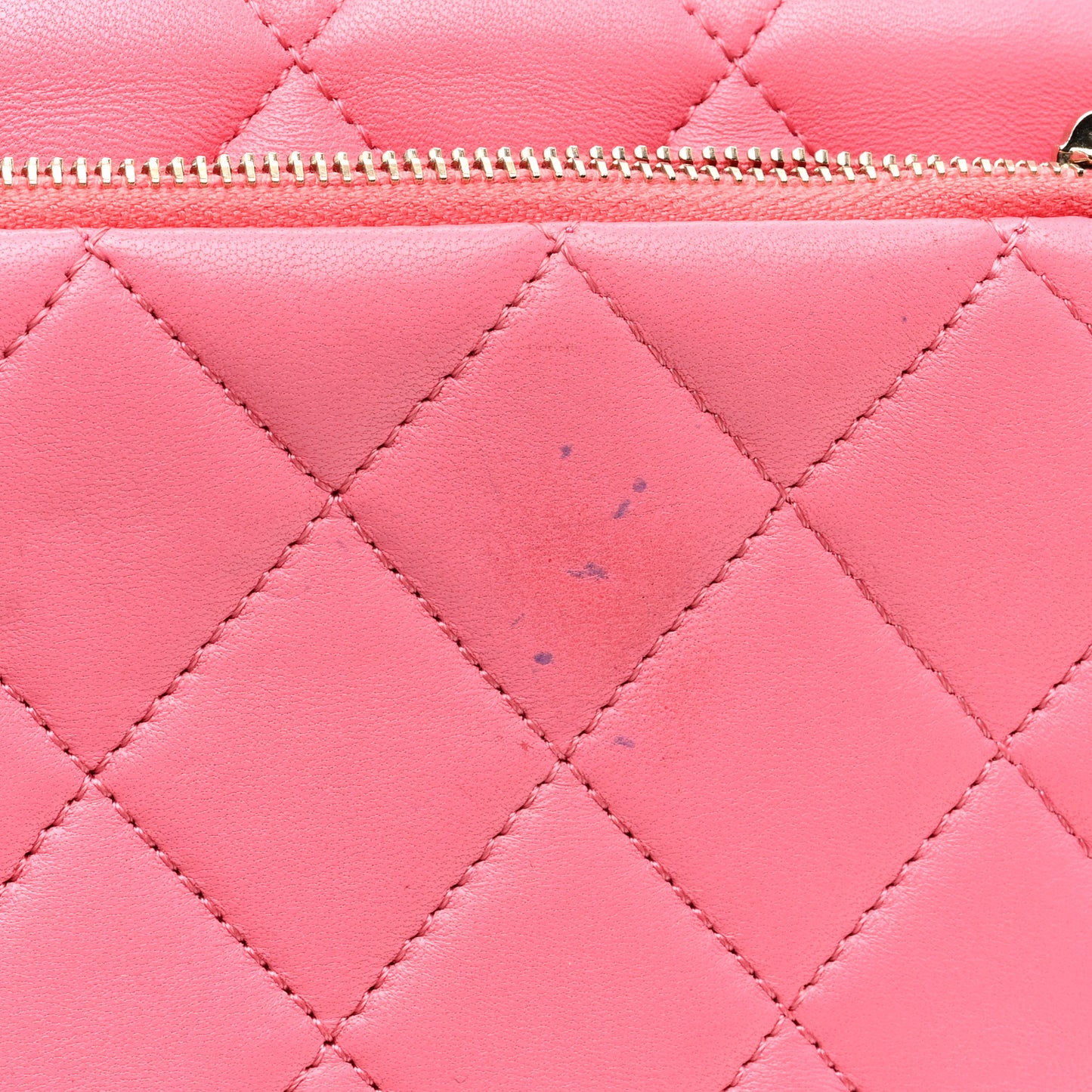 Lambskin Quilted CC Pocket Clutch With Chain Pink