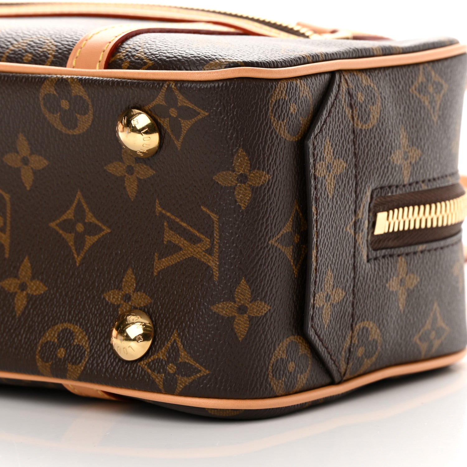 Louis Vuitton Monogram Cite 9 of 9