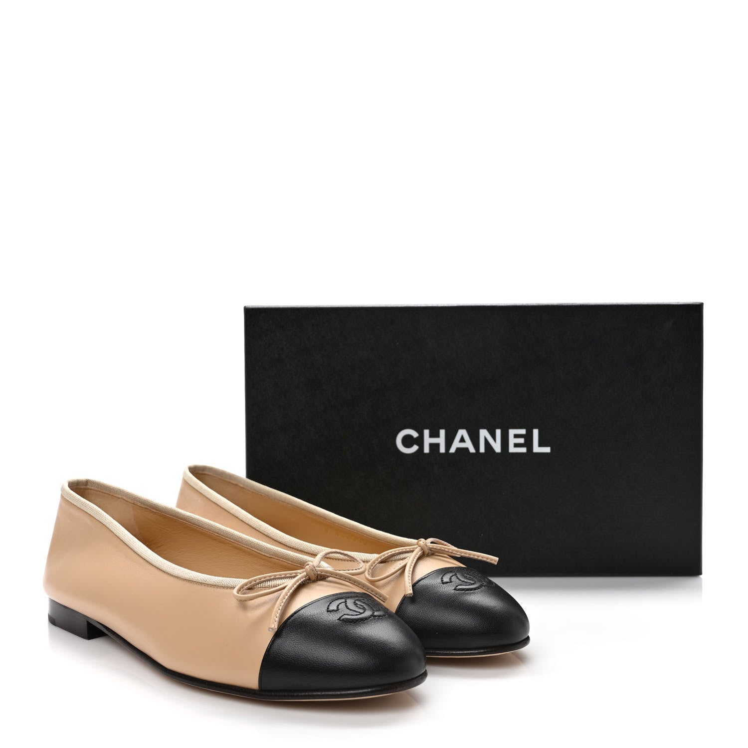 Chanel Lambskin Cap Toe CC Ballerina Flats 39 Beige Black 9 of 9