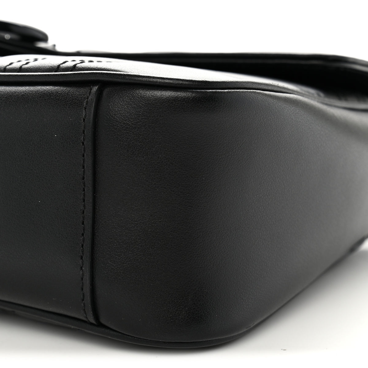 Calfskin Matelasse Monochrome Small GG Marmont Shoulder Bag Black