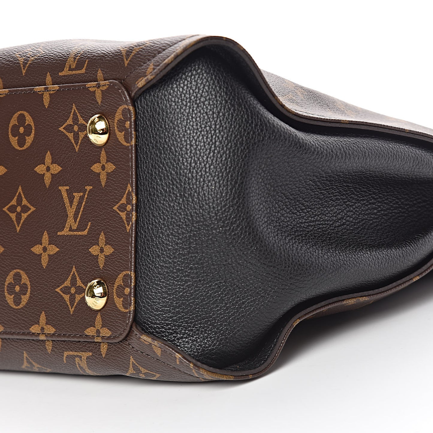 Monogram Gaia Black