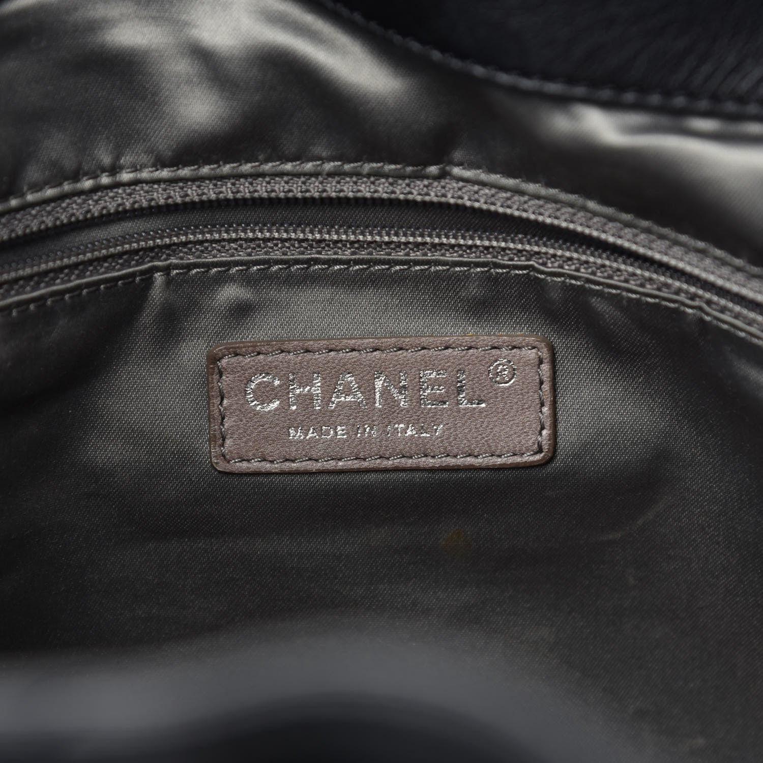 Chanel Calfskin Modern Chain Rhodoid East West Tote Black 8 of 10