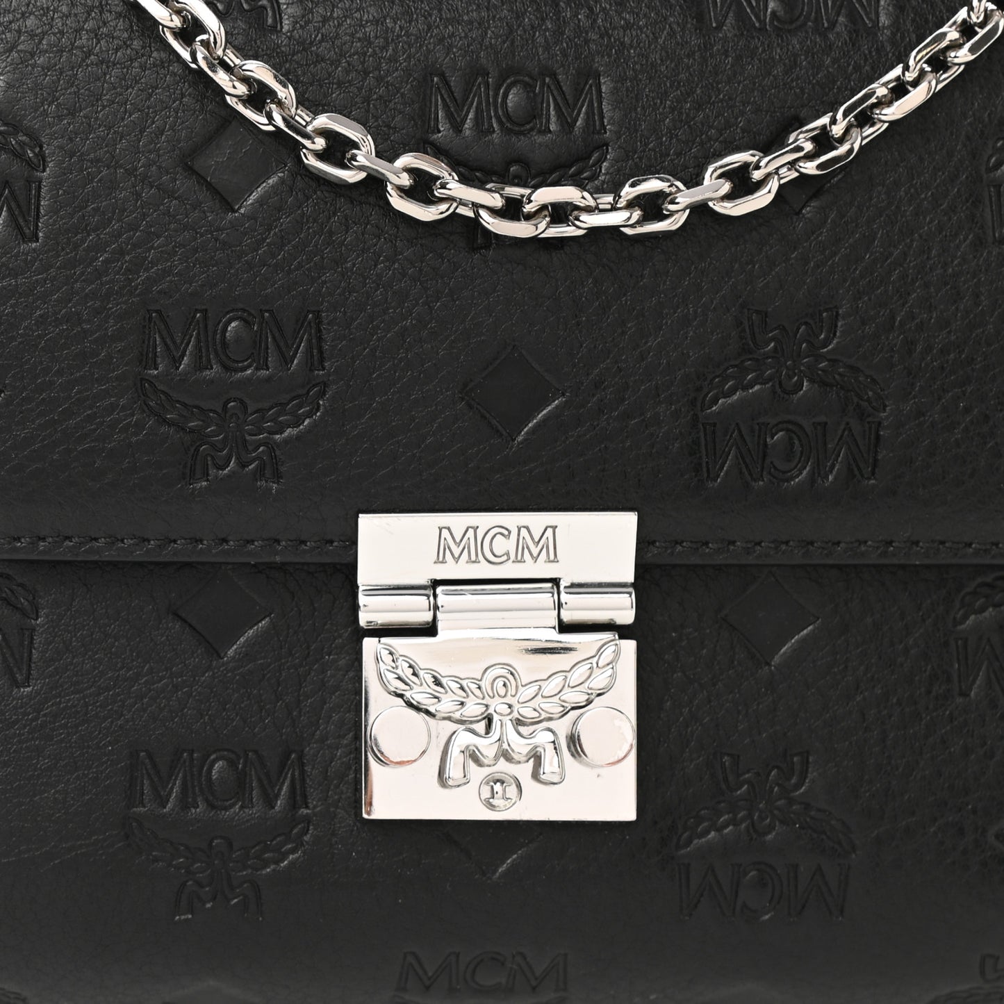 Calfskin Ottomar Wallet On Chain Black