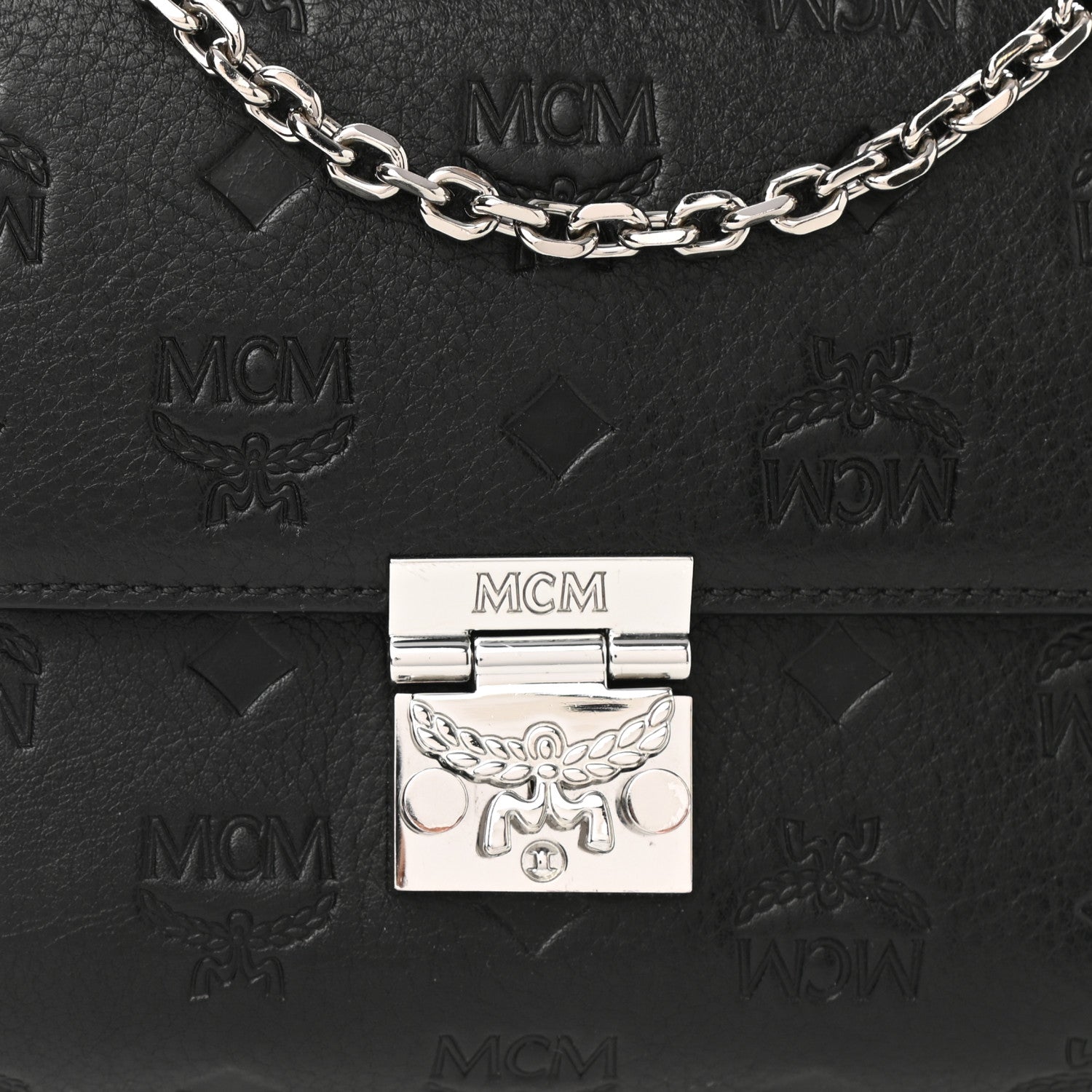 MCM Calfskin Ottomar Wallet On Chain Black 8 of 10