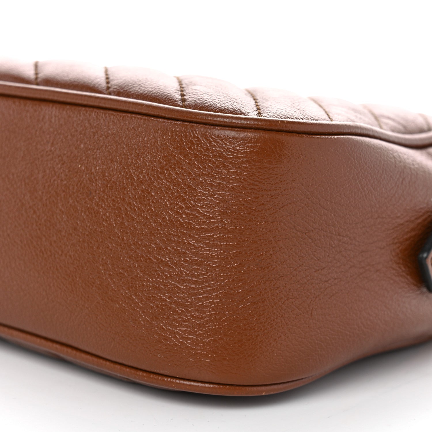 Gucci Glazed Calfskin Matelasse Diagonal Small GG Marmont Chain Shoulder Bag Cuir 11 of 14