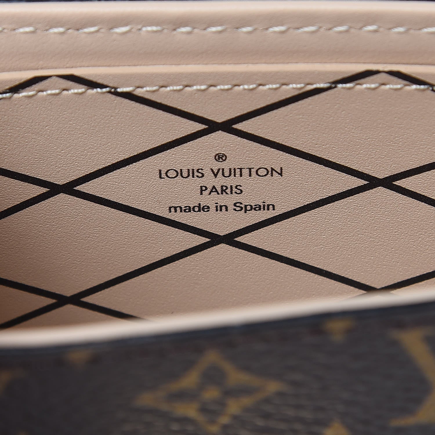 Louis Vuitton Monogram Essential Trunk NM Black 6 of 8