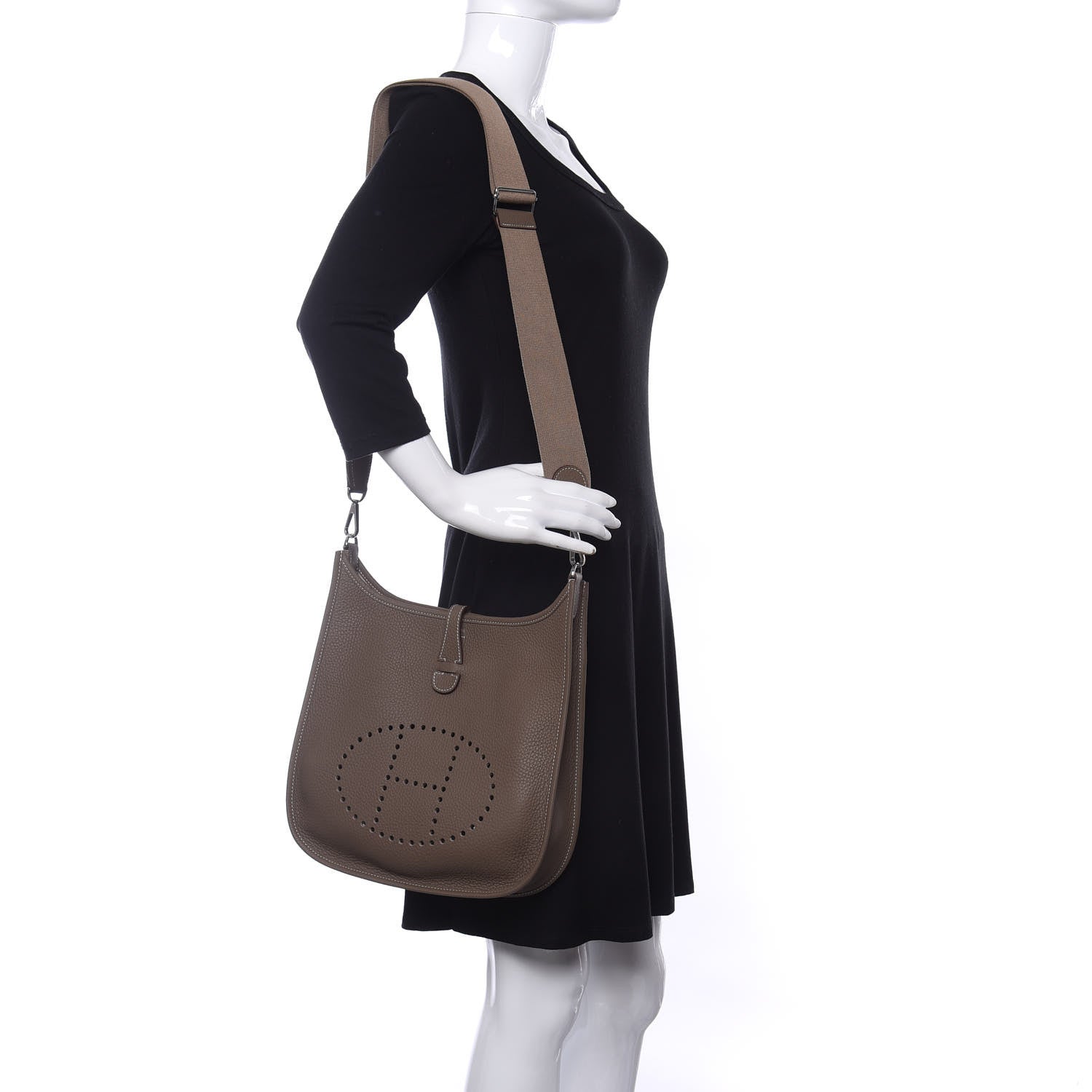 Hermes Taurillon Clemence Evelyne III PM Etoupe 2 of 11