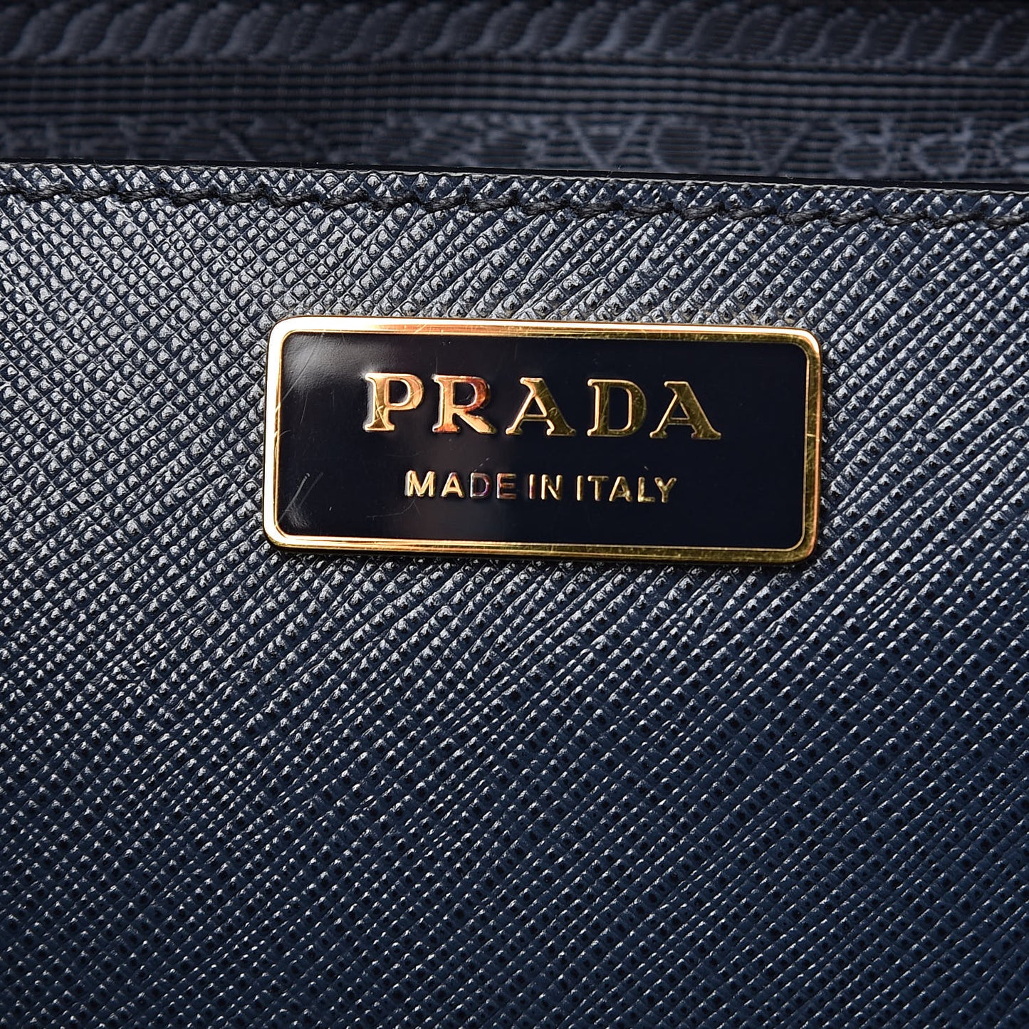 Saffiano Medium Galleria Double Zip Tote Baltico