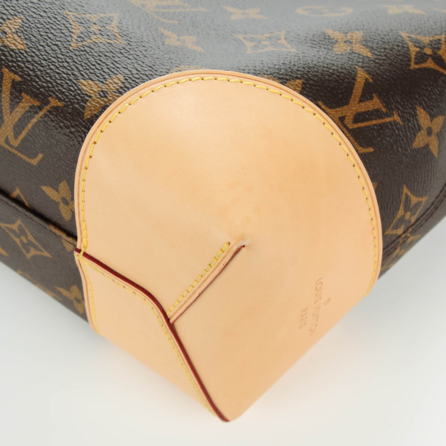 Louis Vuitton Monogram Berri PM 8 of 8