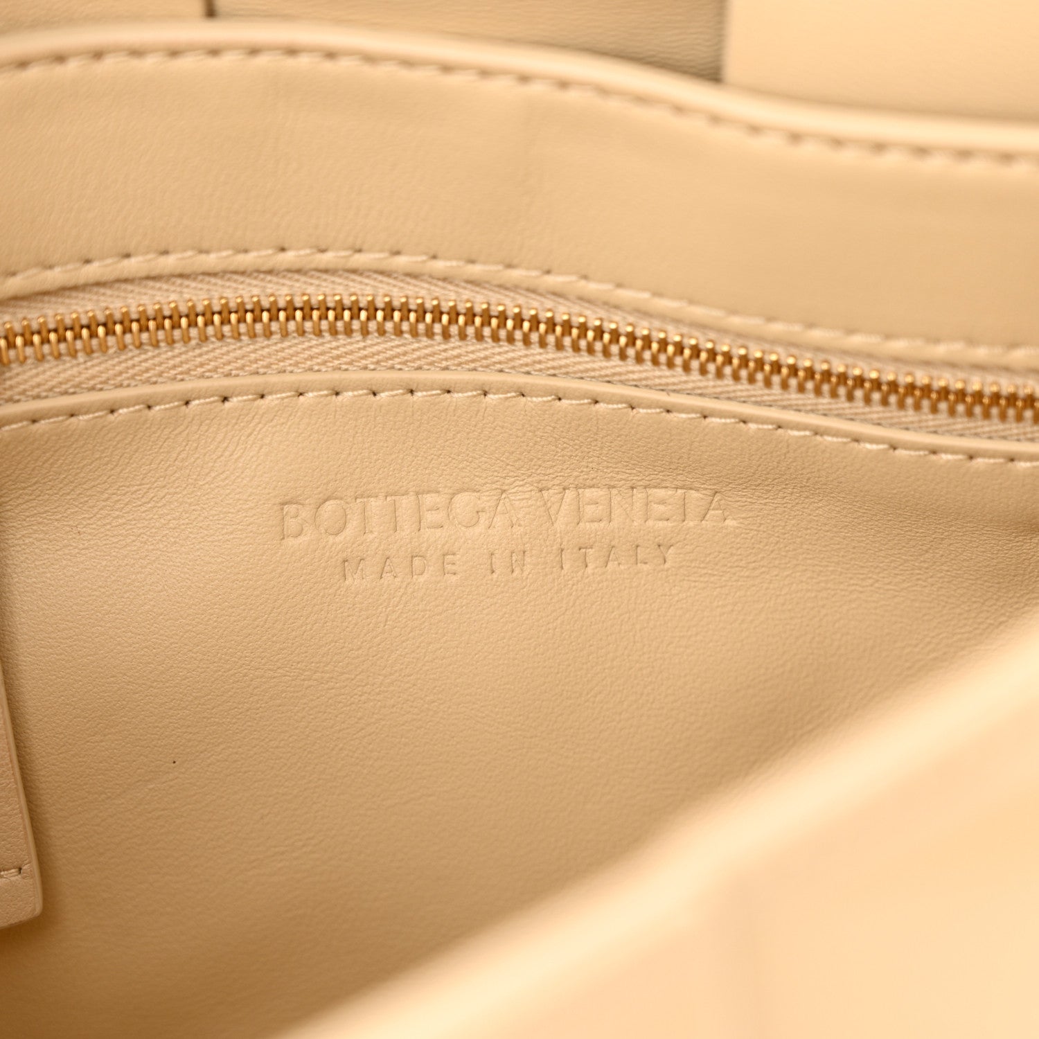 Bottega Veneta Brushed Calfskin Intrecciato Cassette Bag Porridge 6 of 10