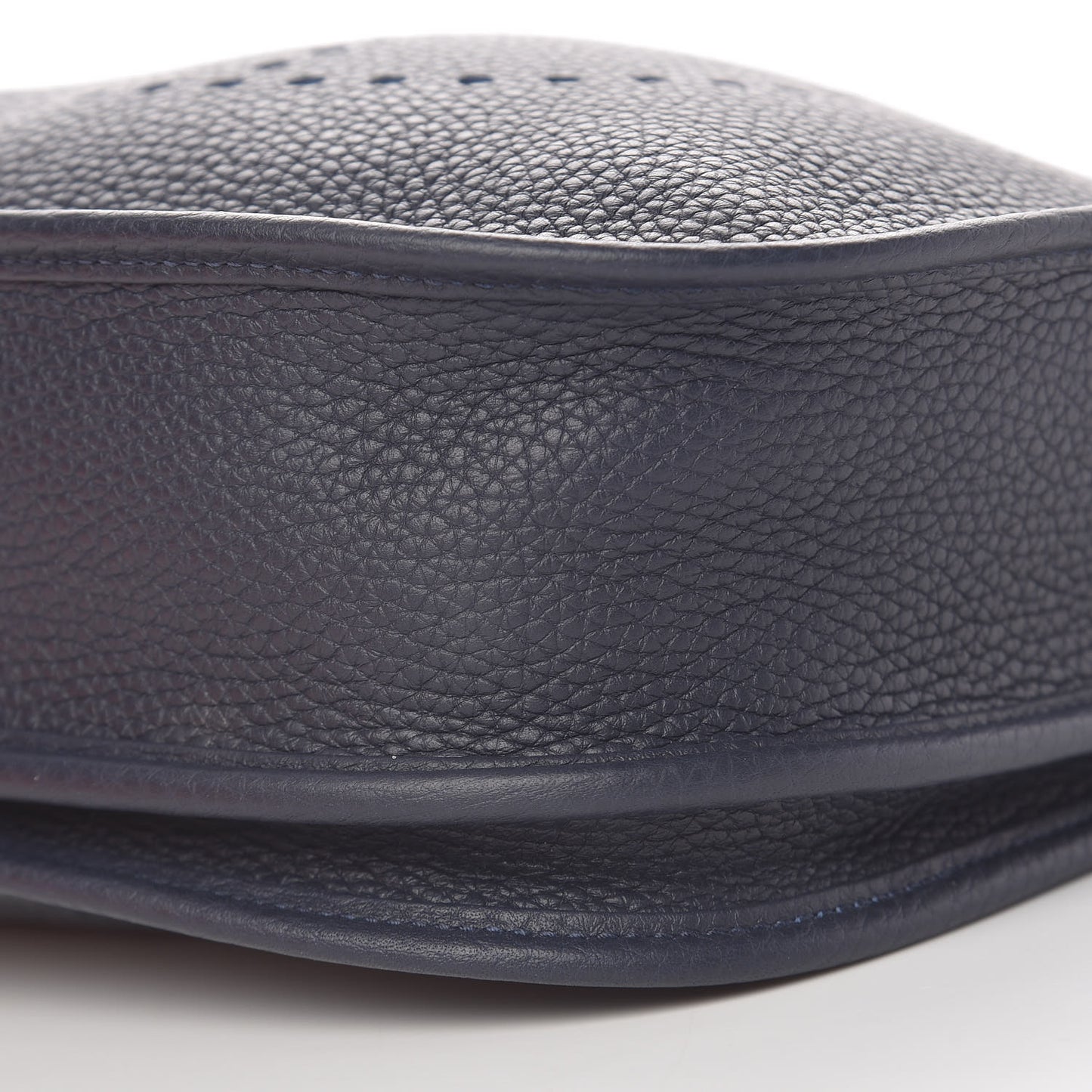Taurillon Clemence Evelyne III PM Bleu Nuit