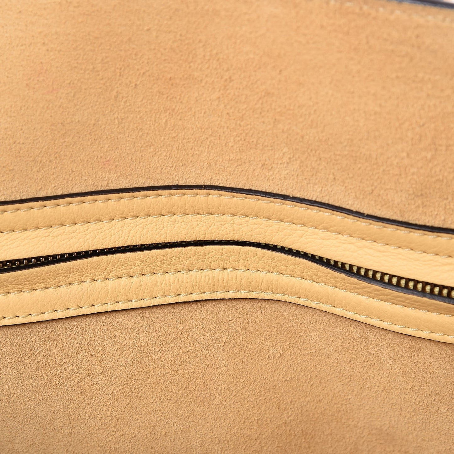 Supple Calfskin Medium Phantom Luggage Butter