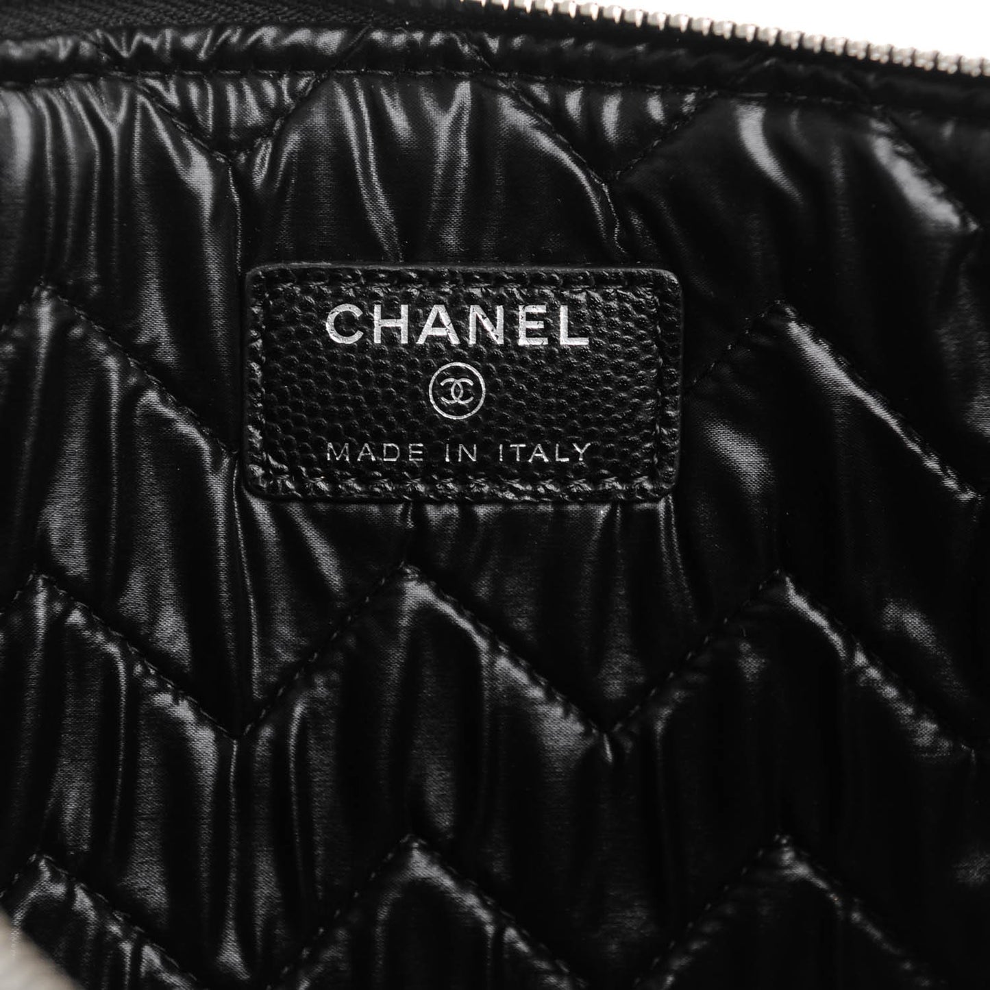 Caviar Chevron Medium Cosmetic Case Black