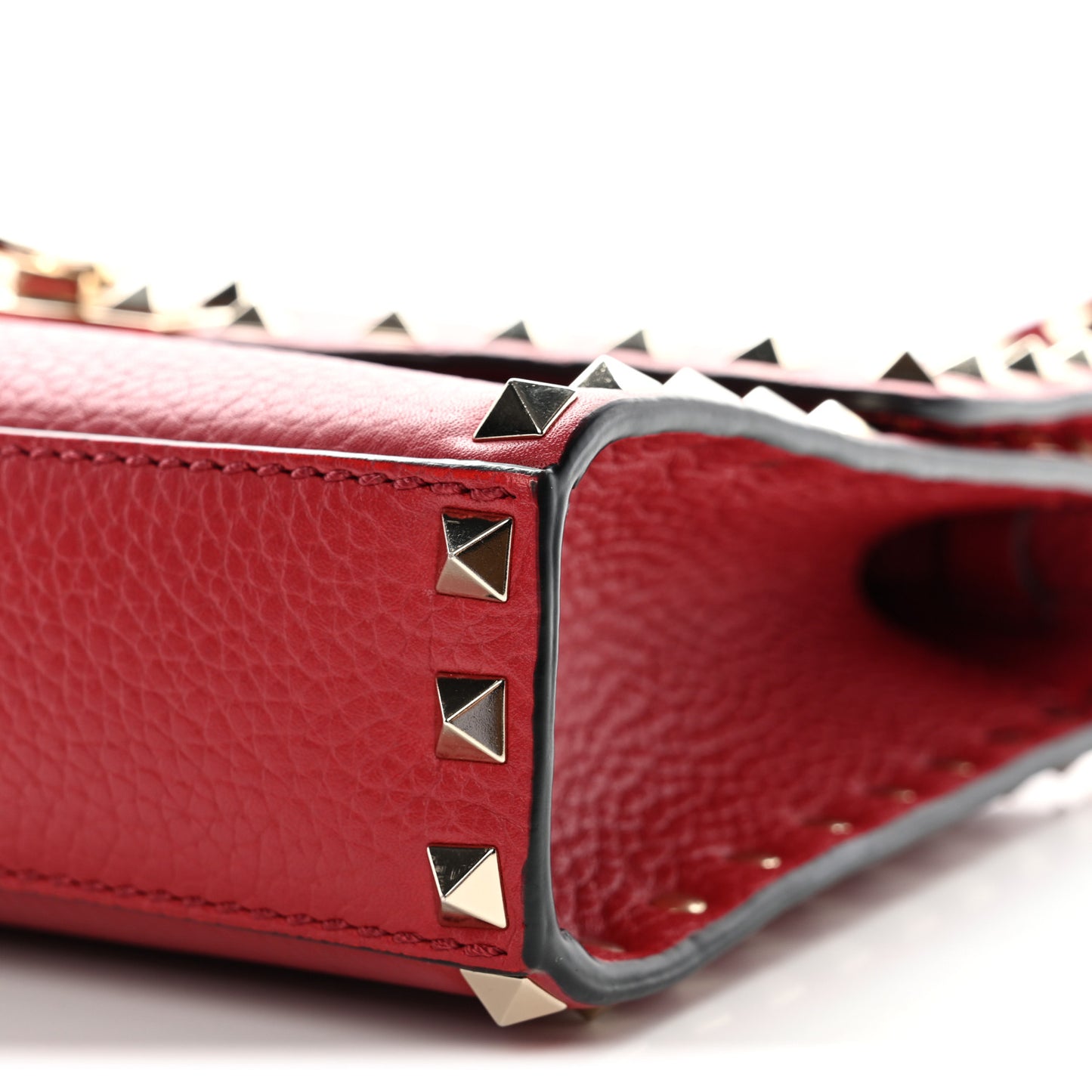 Pebbled Calfskin Medium Rockstud Flip Lock Crossbody Bag Red