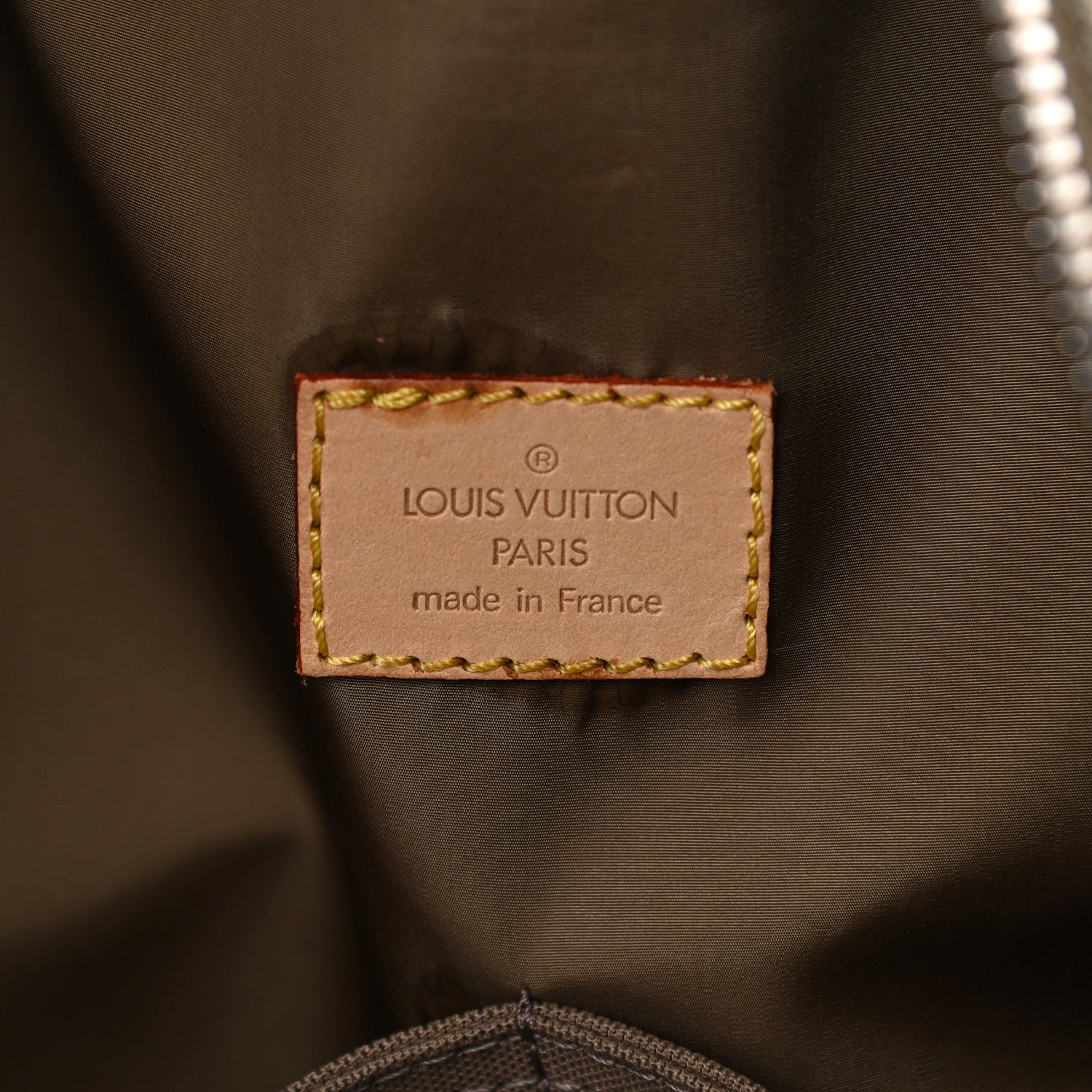 Louis Vuitton Damier Geant Souverain Sable 7 of 11
