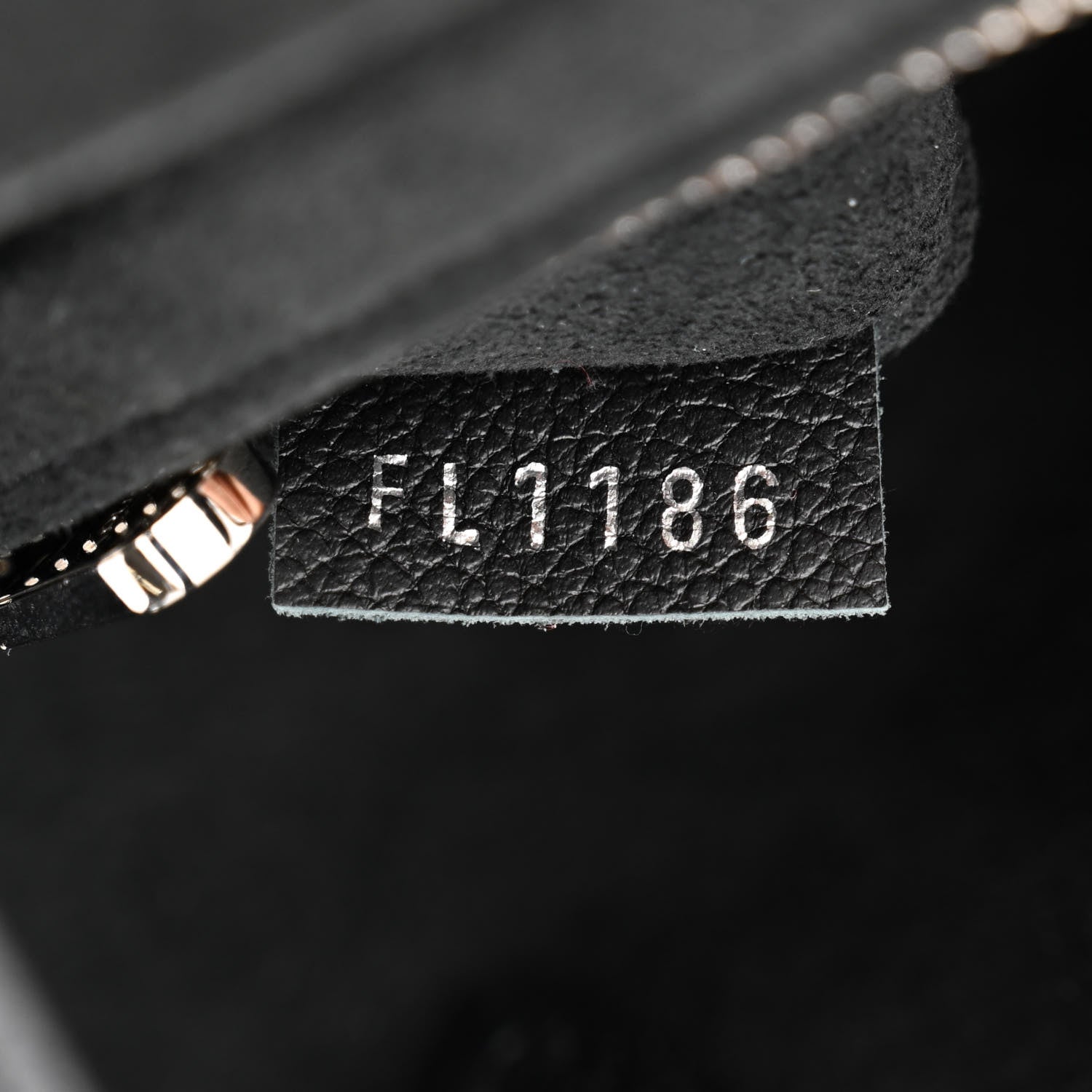Louis Vuitton Calfskin Lockme Cabas Black 7 of 15