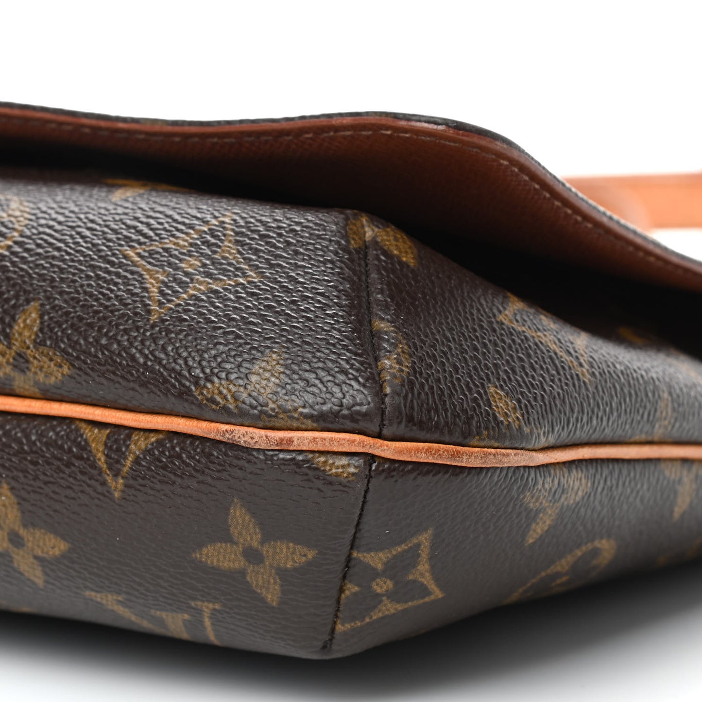 Monogram Musette Tango